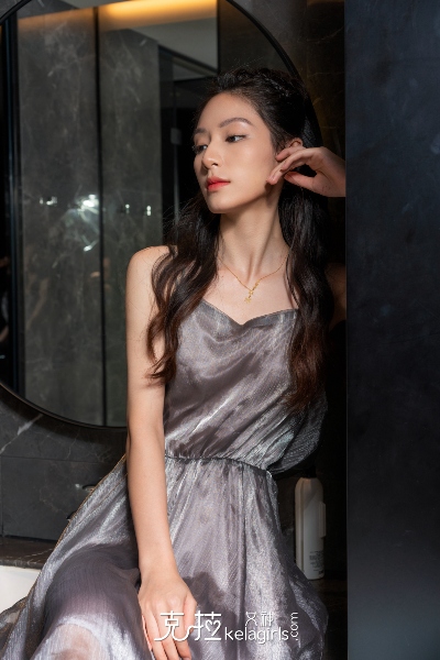 辞职欢送的温泉之旅的导演是谁